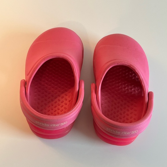 Stride Rite Light-Up Clogs - Picture 2 of 6